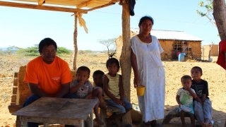 Rencontre avec une famille Wayuu dans la Guajira