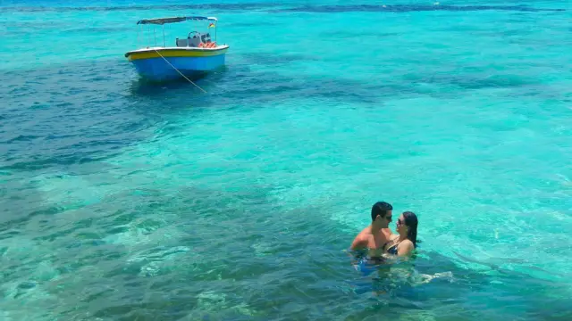 Les eaux turquoises de Providencia en Colombie