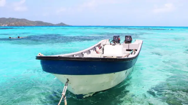 Bateau amaré île de Providencia