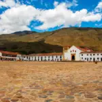 Place centrale de Villa de Leyva en Colombie